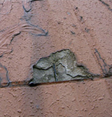 建物診断ポイント７：外壁のひび割れ・欠損